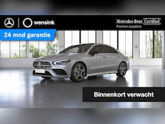 Mercedes-Benz CLA-Klasse - 180 Business Solution AMG | Night | Panoramadak | Widescreen | Stoelverwarming | Achteruit