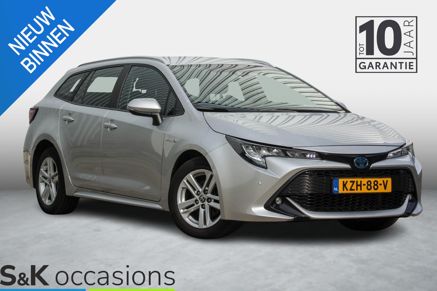 Toyota Corolla Touring Sports - 1.8 Hybrid 10j. garantie BSM NAVI Cruise - AutoWereld.nl