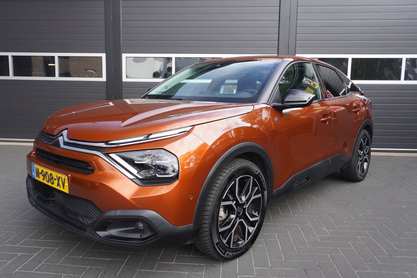 Citroën Ë-C4 - Shine 50 kWh Aut/Camera/Carplay/Park.sensoren/Navi/Cruise/Climate Control - AutoWereld.nl
