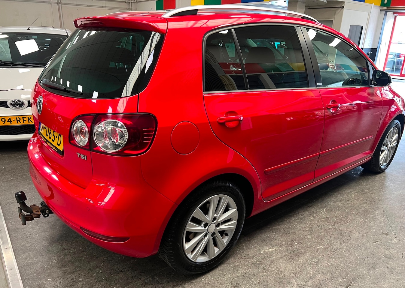 Volkswagen Golf Plus - 1.2 TSI Trendline - 1e eigenaar - Cruise - Airco - Stoelverwarming - Nav - Achteruitcamera - AutoWereld.nl