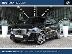 BMW iX1 - eDrive20 M Sport / Panoramadak / Trekhaak / Sportstoelen / M Adaptief onderstel / Head-Up