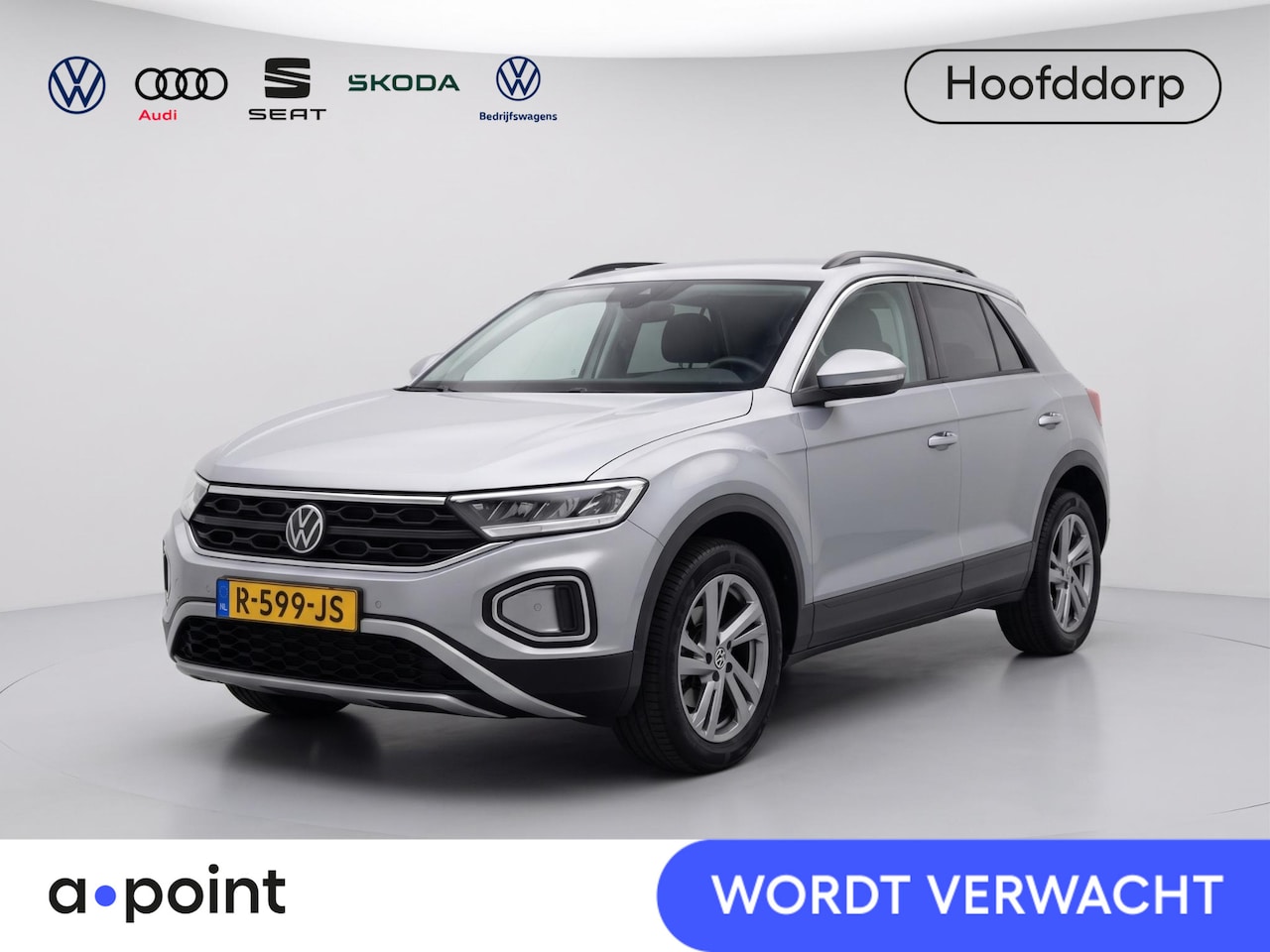 Volkswagen T-Roc - 1.5 TSI Life 75 Edition 150 pk Automaat | Navigatie | Trekhaak | Parkeersensoren (Park ass - AutoWereld.nl