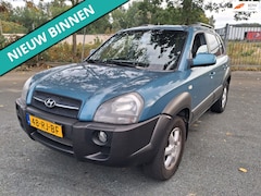 Hyundai Tucson - 2.0i Dynamic FIJNE HOGE INSTAP EN GOEDKOOP