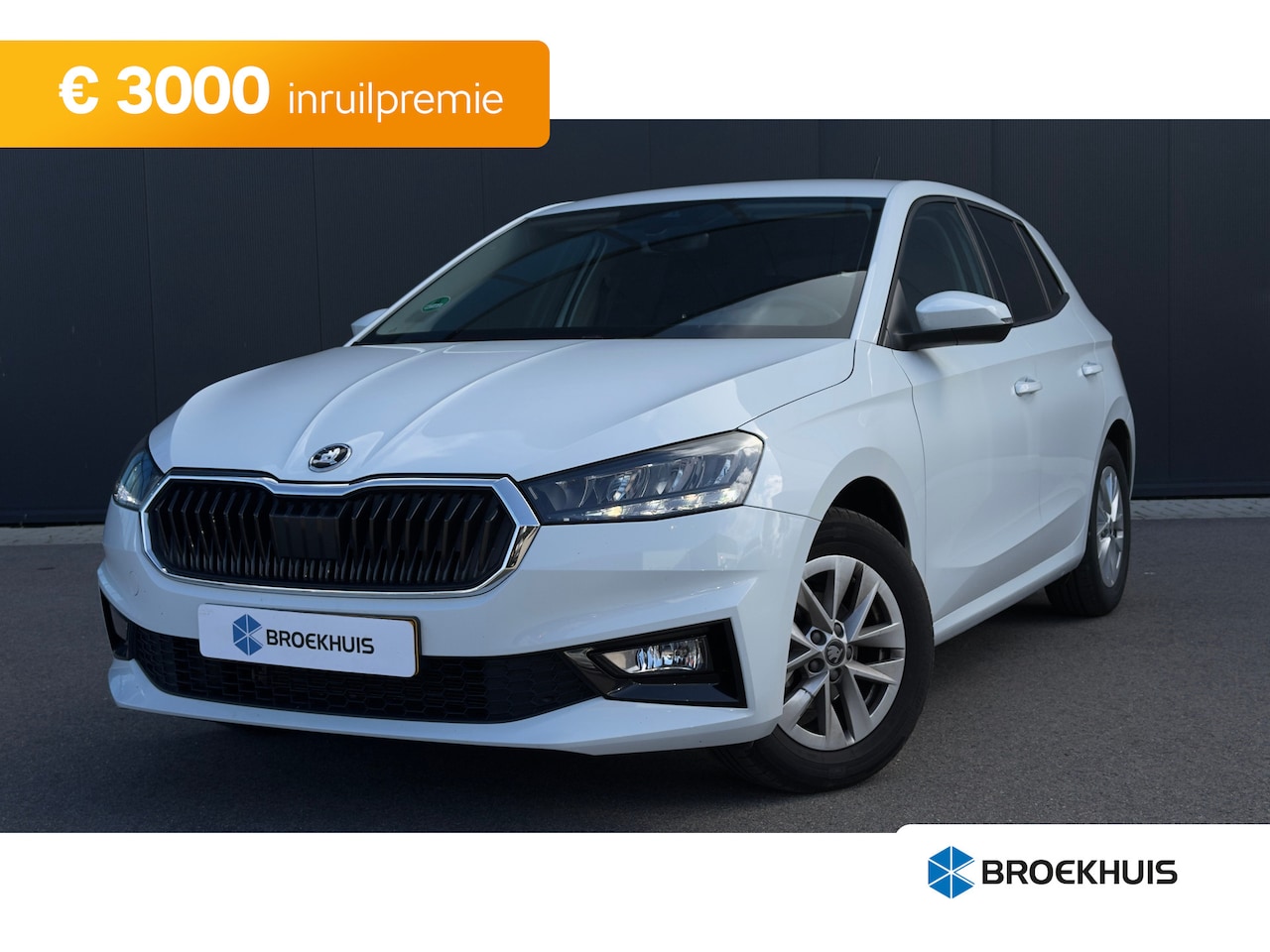 Skoda Fabia - 95pk 1.0 TSI Selection | Airco | Cruise Control | Keyless start | 15' | parkeersensor acht - AutoWereld.nl