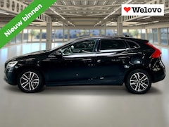 Volvo V40 - 1.5 T2 Momentum Garantie, rijklaar, trekhaak