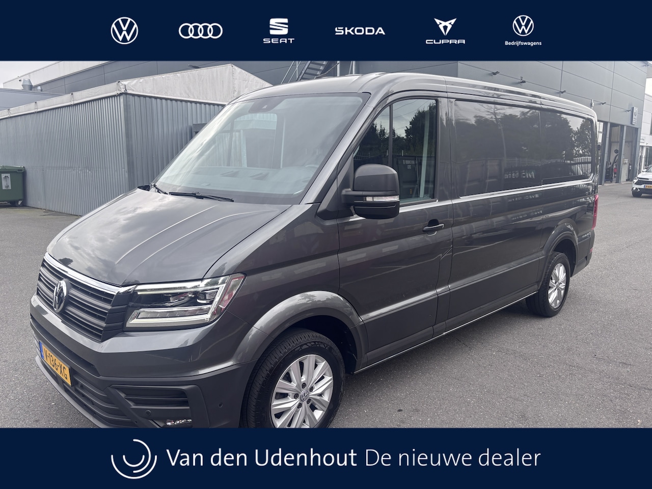 Volkswagen Crafter - L3H2 2.0 TDI 140pk 3.0T Automaat Exclusive-Edition / Wordt verwacht - AutoWereld.nl