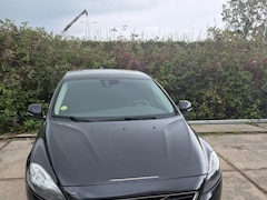 Volvo V40 - 2.0 D4 R-Design Business