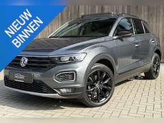 Volkswagen T-Roc - 1.5 TSI Sport PANO | KEYLESS | ACC | BLACKSTYLE | LANEASSIST