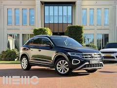 Volkswagen T-Roc - 1.5 TSI Style - Massagestoel - IQ Light - Apple Carplay