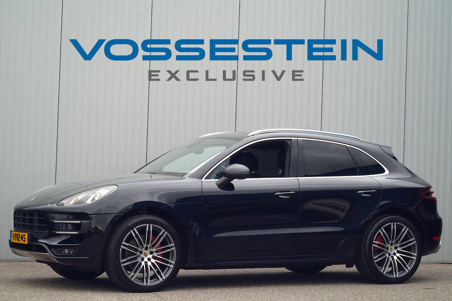 Porsche Macan - 3.6 Turbo / NL-Auto / Camera / Navi / Luchtvering / Bose Audio / Memory Seats / Stoelverw. - AutoWereld.nl