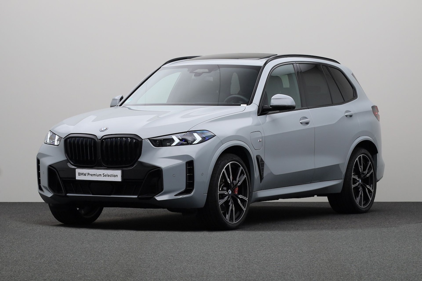 BMW X5 - xDrive50e M Sport Pro Pakket | Head Up Display | Bowers & Wilkins Diamond Surround Sound S - AutoWereld.nl