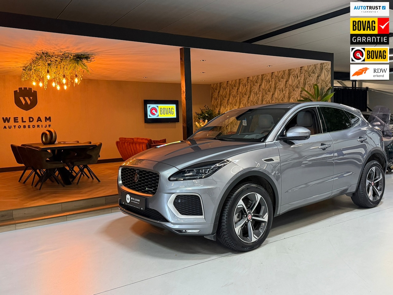 Jaguar E-Pace - 1.5 P300e AWD R-Dynamic SE AWD 309PK Garantie|Pano|360°|Leder|Memory|CarPlay|Garantie - AutoWereld.nl