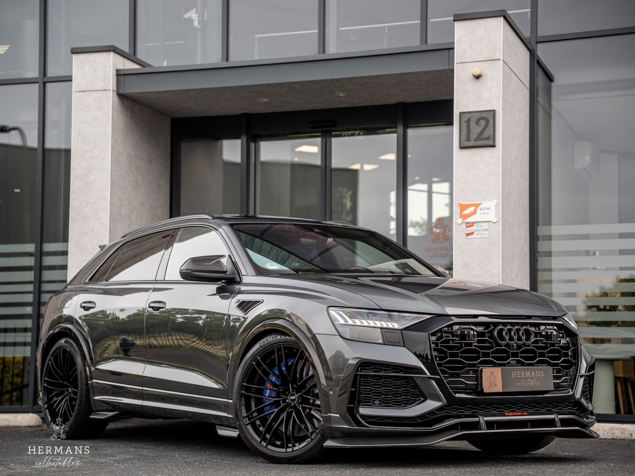 Audi RSQ8 - -R ABT 4.0 TFSI quattro / 1 of 125 / 740 pk / B&O / Carbon / Stinger / Tow-bar / Auxiliary - AutoWereld.nl