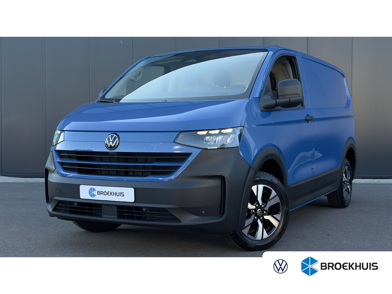 Volkswagen e-Transporter - 64 kWh 210pk L1 PanAmericana | Wegklapbare Trekhaak | Camera | 4 Seizoenen Banden | Bijrij - AutoWereld.nl