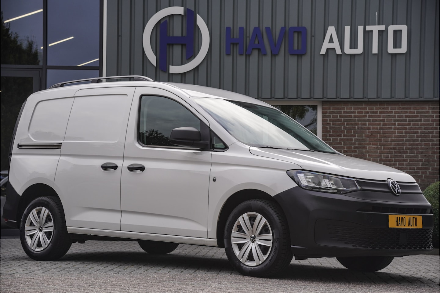 Volkswagen Caddy Cargo - 1.5 TSI Trend 1.5 TSI Trend, AIRCO, INCL. BPM - AutoWereld.nl