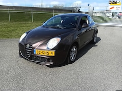 Alfa Romeo MiTo - 1.3 JTDm ECO Essential AUB ADVERTENTIE LEZEN