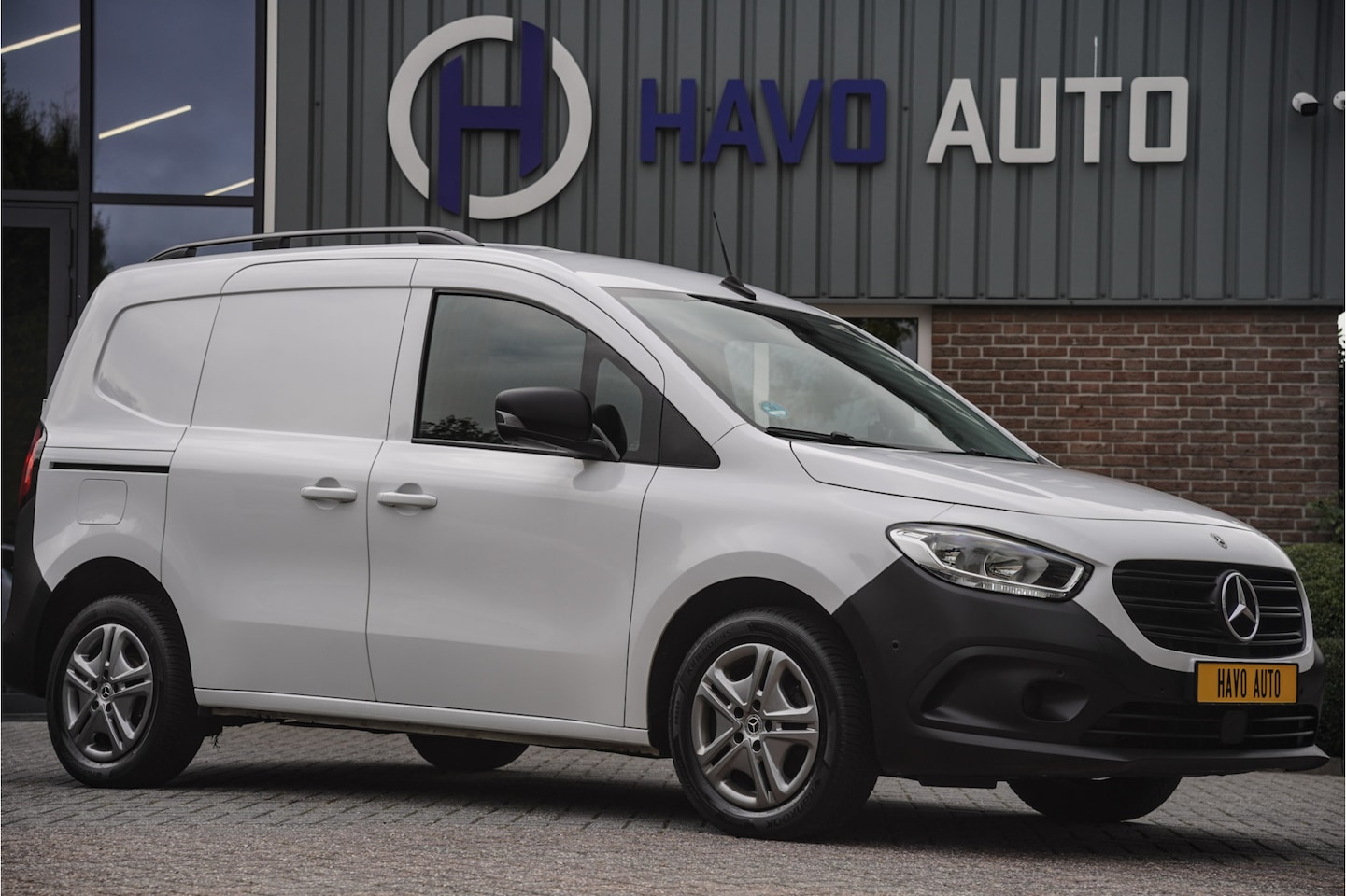 Mercedes-Benz Citan - 113 Benzine, AIRCO, INCL. BTW-BPM, TREKHAAK - AutoWereld.nl