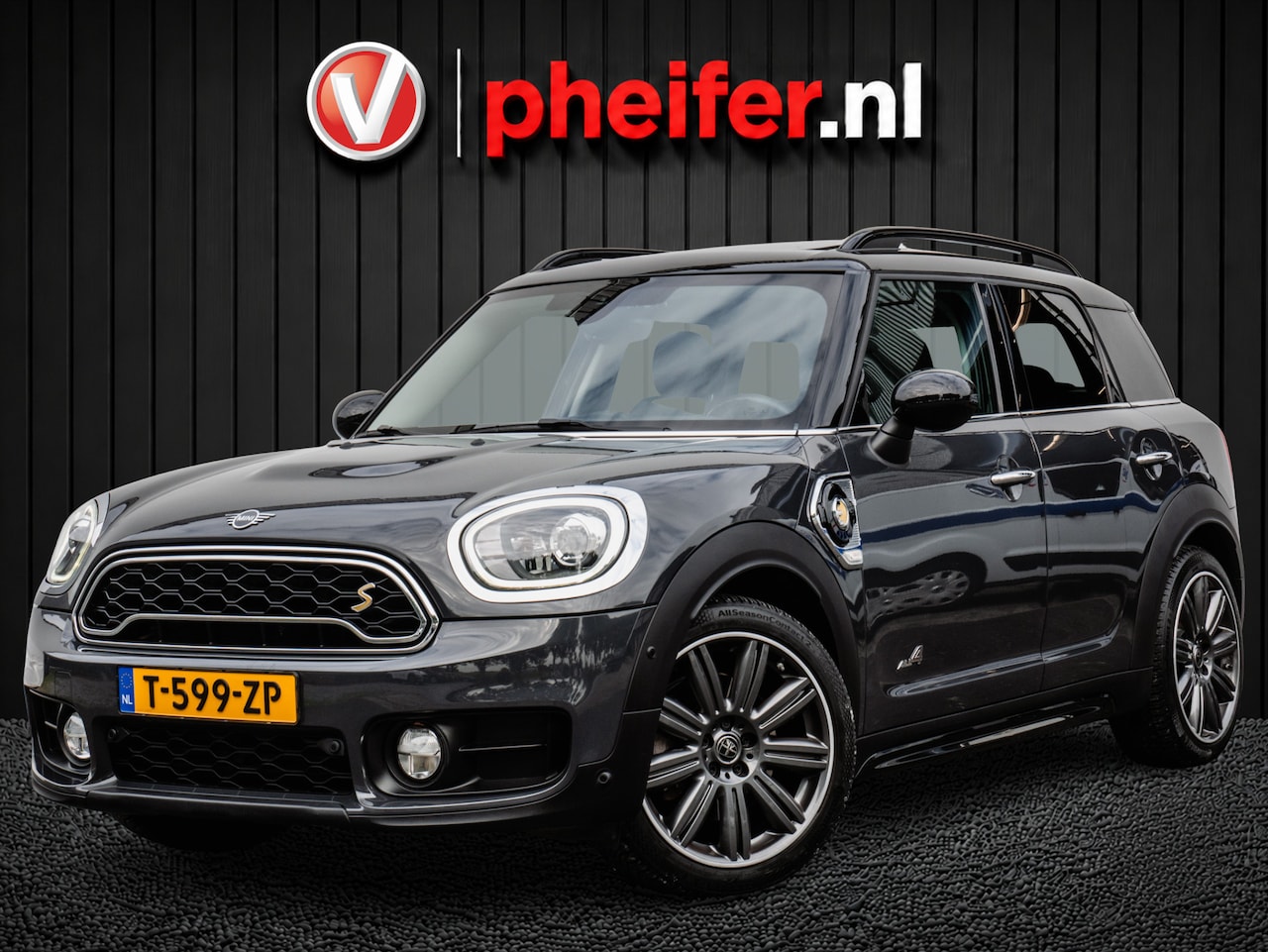 MINI Countryman - 1.5 Cooper S E ALL4 225pk Chili Elek. panoramadak/ Sportstoelen/ Stoelverwarming/ Harman K - AutoWereld.nl