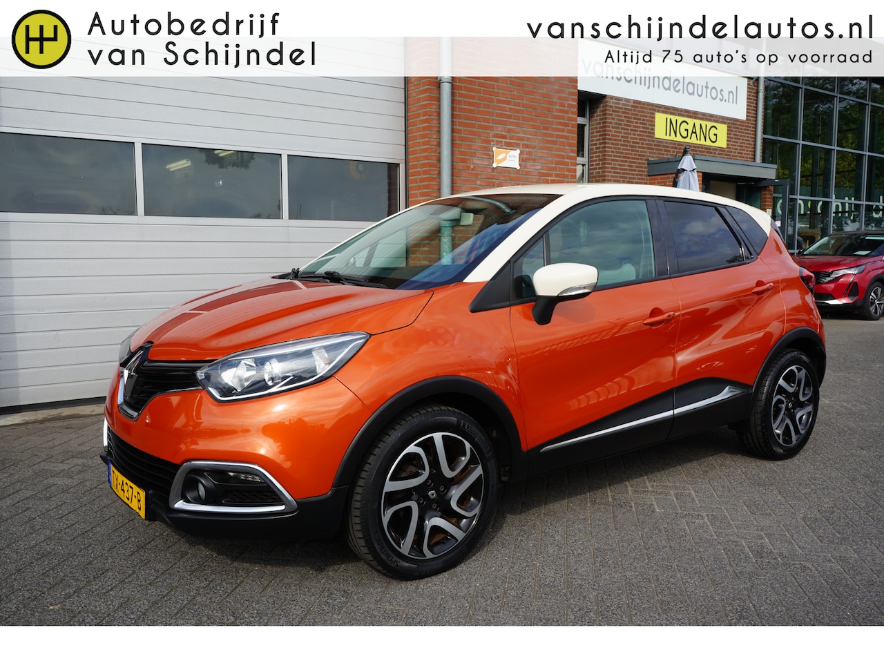 Renault Captur - 0.9 TCE DYNAMIQUE TWO TONE NAVIGATIE 17INCH ECC AIRCO CRUISECONTROL PARKEERSENSOREN BLUETO - AutoWereld.nl