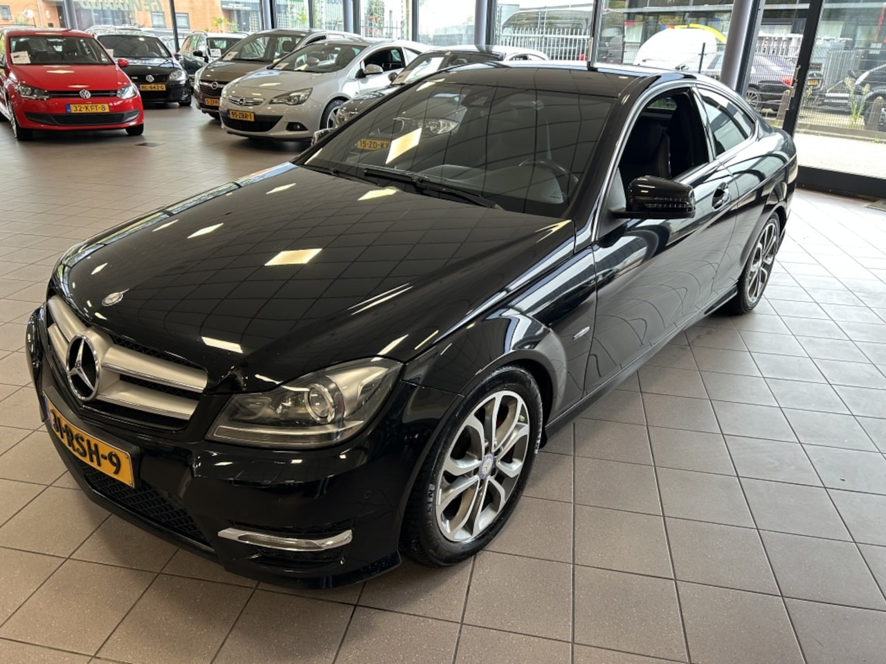 Mercedes-Benz C-klasse Coupé - 180 Coupe AUTOMAAT NW ST BJ 2011 !!! - AutoWereld.nl