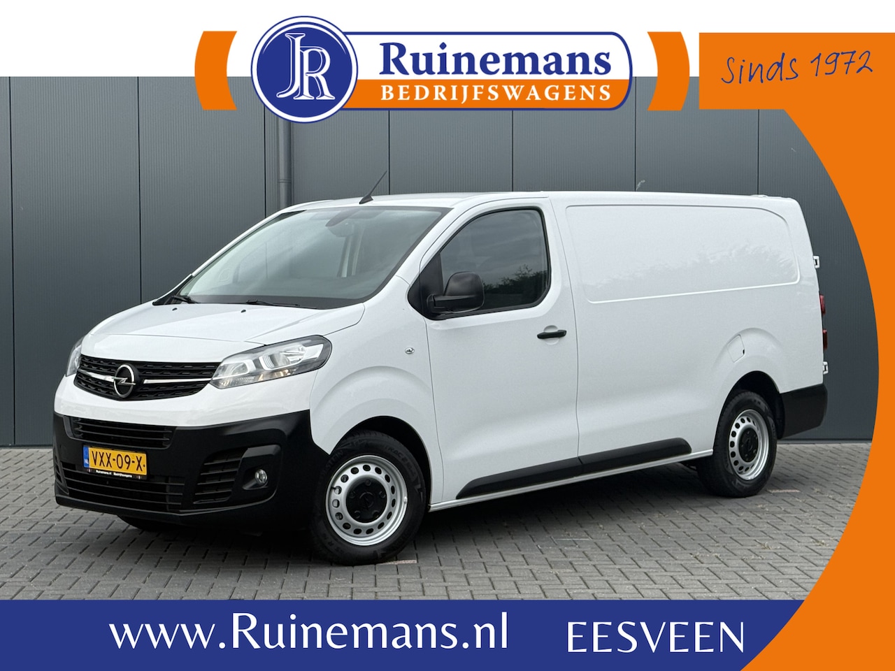 Opel Vivaro - 2.0 CDTI 145 PK / L3H1 / 1e EIG. / AIRCO / CRUISE / CAMERA / NAVI / CARPLAY / 3-ZITS - AutoWereld.nl