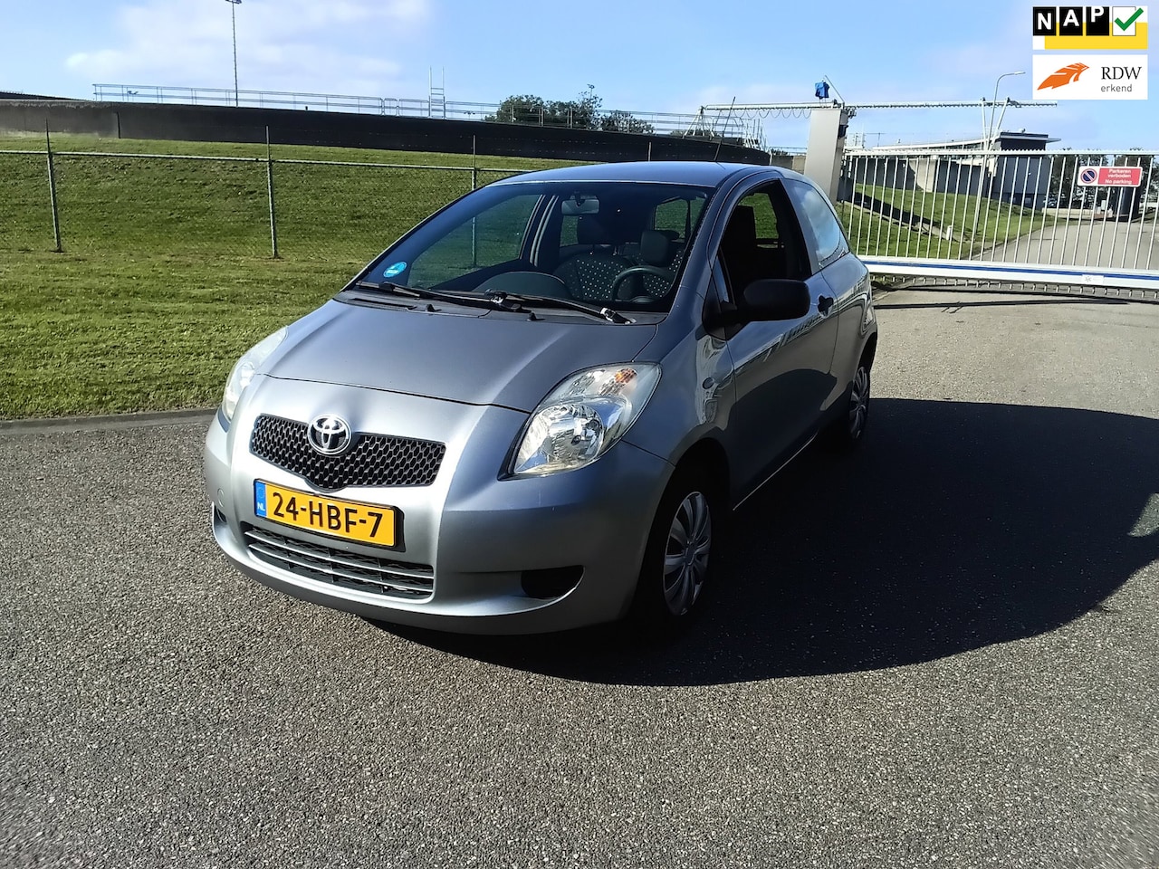 Toyota Yaris - 1.0 VVT-i 1.0 VVTi + - AutoWereld.nl