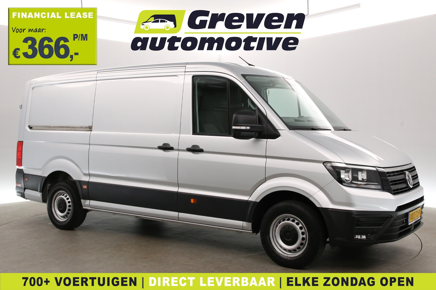 Volkswagen Crafter - 2.0 TDI 140PK L3H2 | Airco | Cruise | Carplay | Navi | Parkeersensoren - AutoWereld.nl