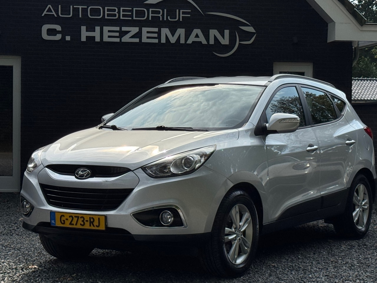 Hyundai ix35 - 1.6i GDI Style 125dkm! Climate Control Trekhaak Half Leder Nieuwe APK 18'' LMV - AutoWereld.nl