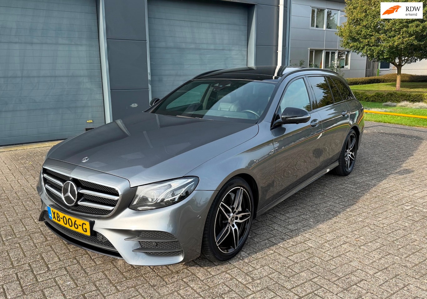 Mercedes-Benz E-klasse Estate - 350 d Premium Plus 2018 Amg Pano Automaat - AutoWereld.nl