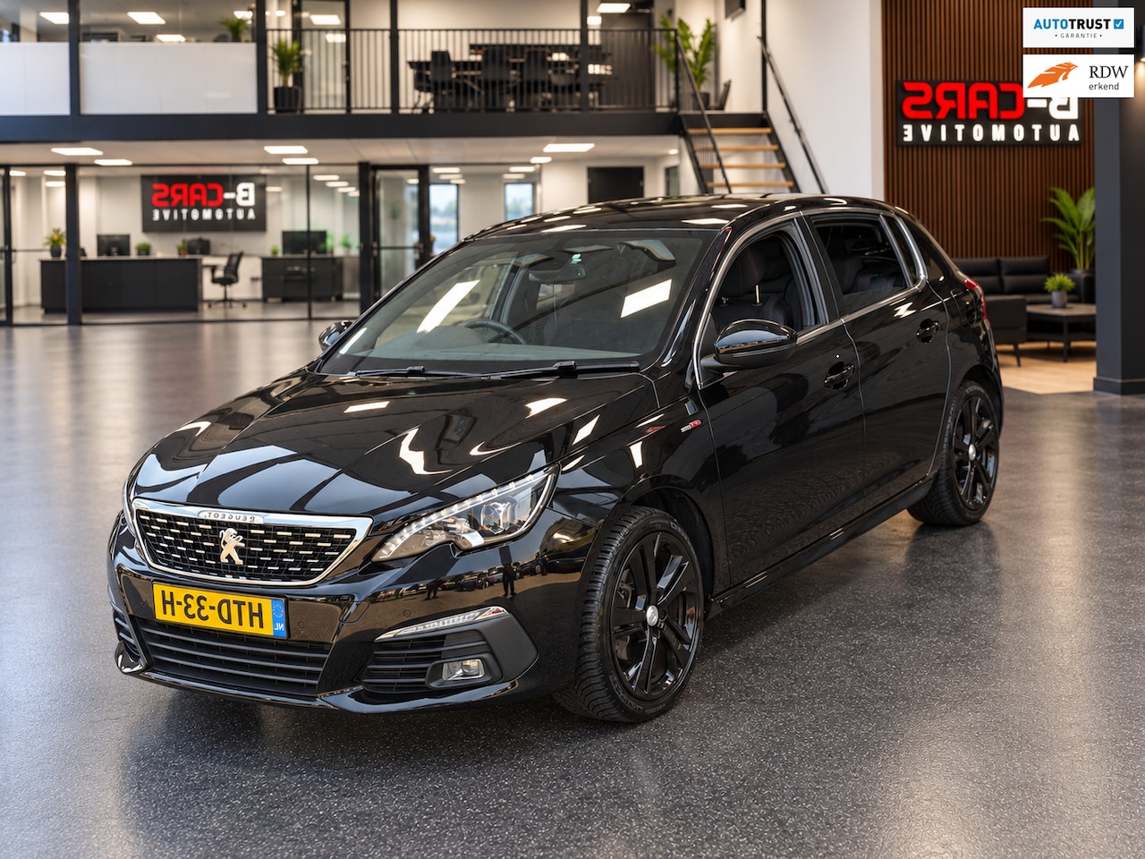 Peugeot 308 - 1.2 PureTech Allure GT-Line|Pano|Automaat|Trekhk|Navi|Carplay| - AutoWereld.nl