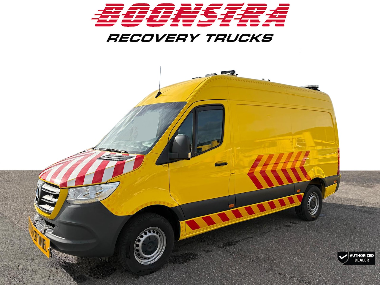 Mercedes-Benz Sprinter - 319 CDI Convoi Exceptionnel uitvoering Slechts 13.500 km !!! - AutoWereld.nl