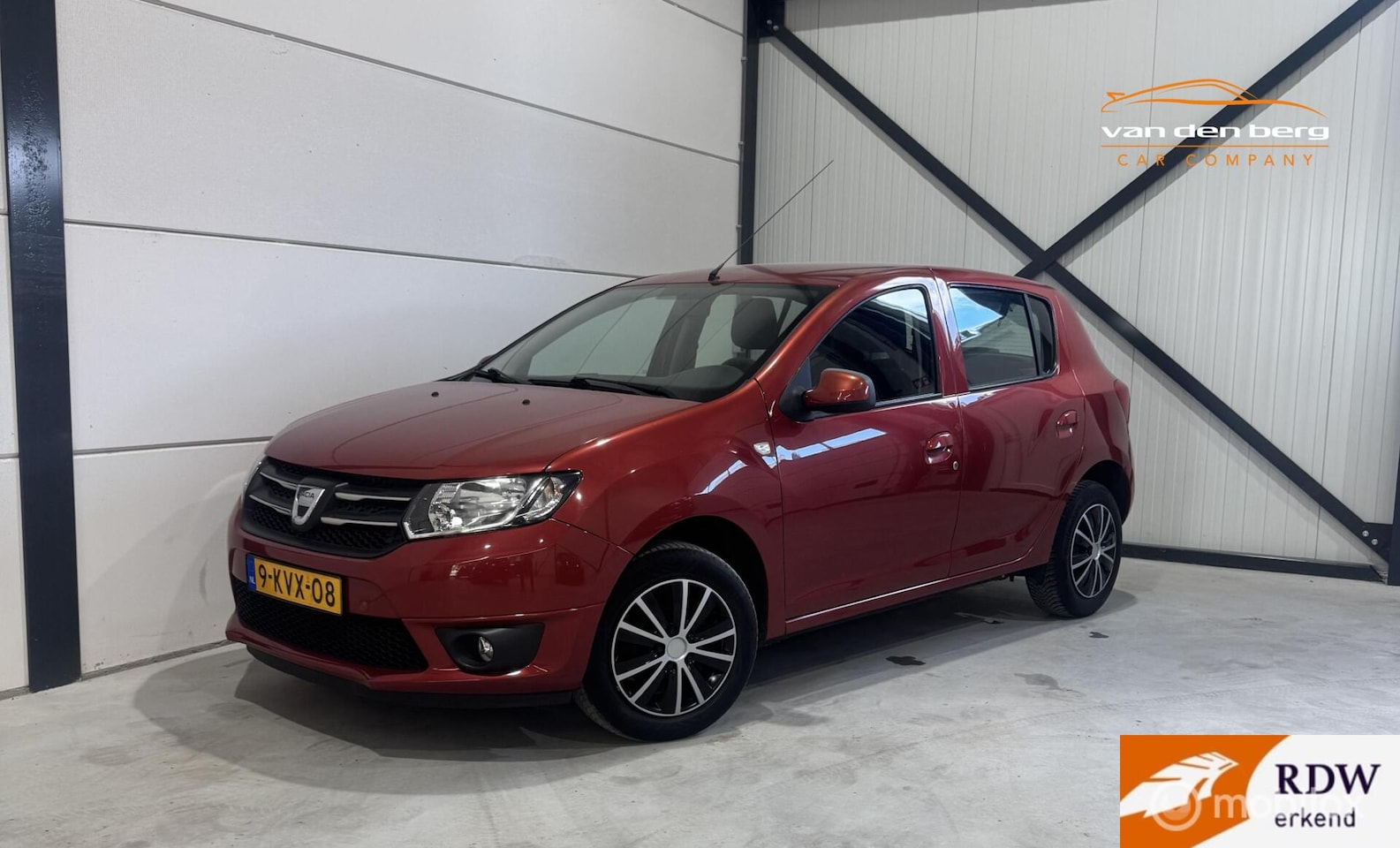 Dacia Sandero - 0.9 TCe Lauréate Airco Trekhaak - AutoWereld.nl