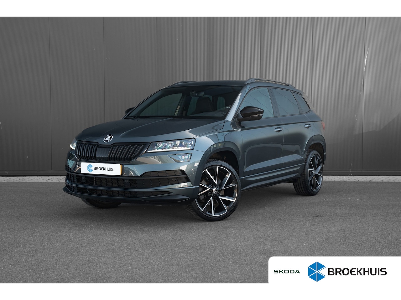 Skoda Karoq - 1.5 TSI 150pk 7-DSG Sportline Business | Trekhaak | Stoel- Stuurverwarming | Carplay | Cru - AutoWereld.nl