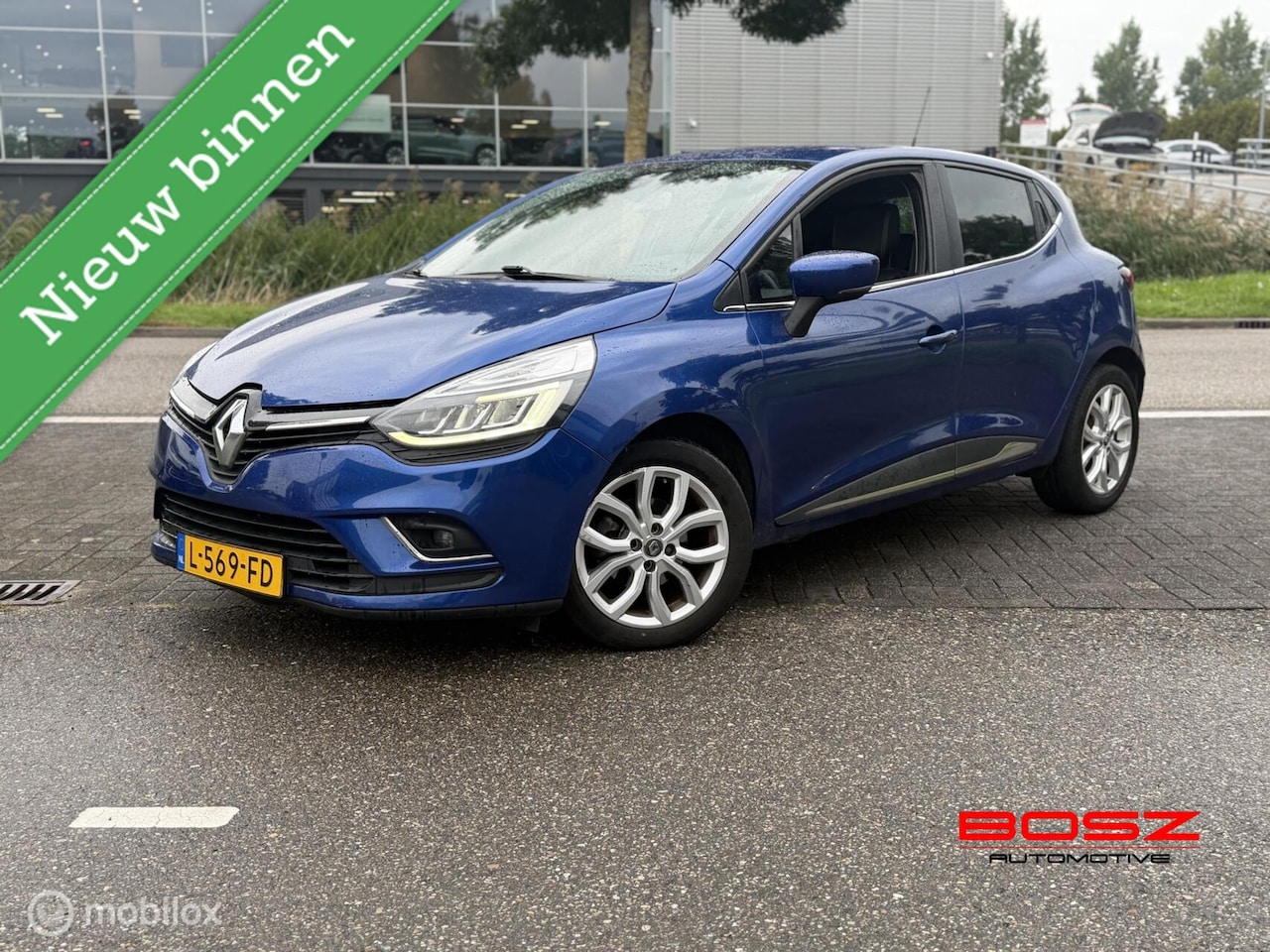 Renault Clio - 1.2 TCe Bose Automaat LED CRUISE AIRCO KEYLESS - AutoWereld.nl