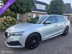 Skoda Octavia Combi - 1.4 TSI iV PHEV Sportline /Navi/carplay