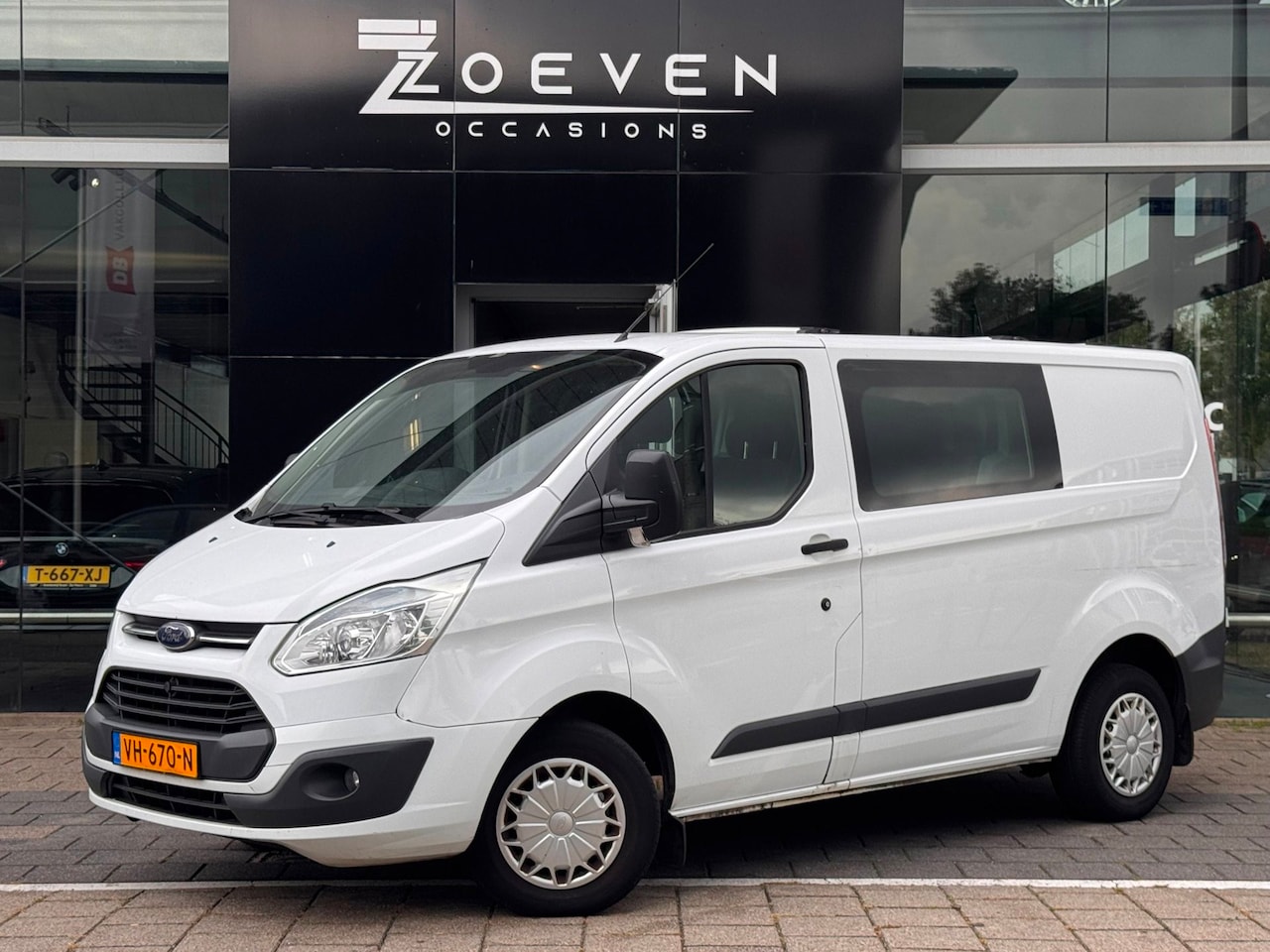 Ford Transit Custom - 270 2.2 TDCI L1H1 Trend DC 270 2.2 TDCI L1H1 Trend DC. EXPORT! - AutoWereld.nl