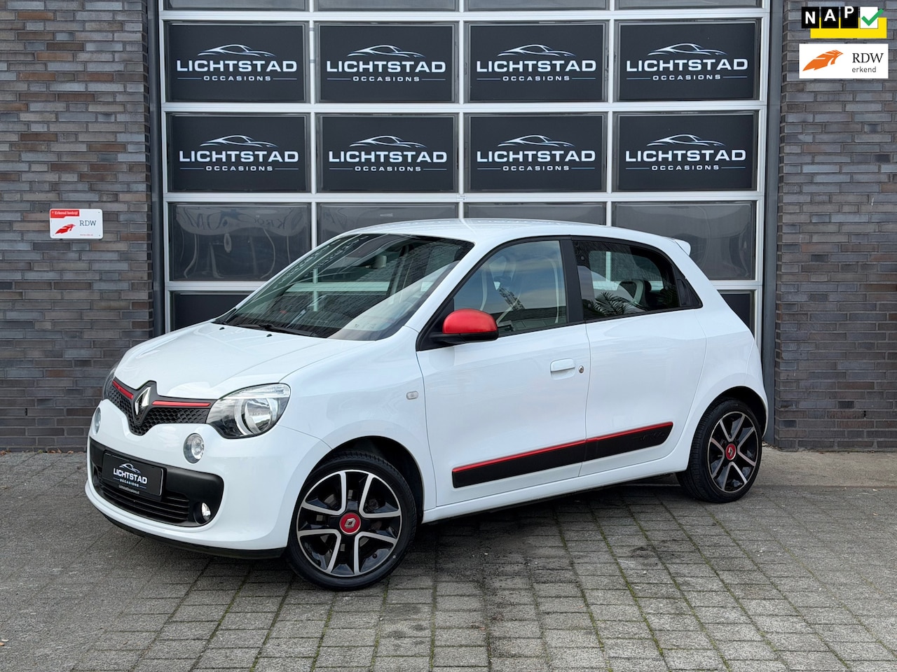 Renault Twingo - 0.9 TCe Dynamique FULL OPTION NAP AIRCO CLIMATE CONTROL CRUISE LANE ASSIST VOL!!! - AutoWereld.nl