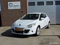 Renault Mégane - 1.6 Celsium/Wit/Airco/Navi/trekhaak/met NAP