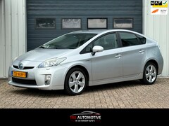 Toyota Prius - 1.8 Executive NAVI / PDC / CRUISE / CLIMA