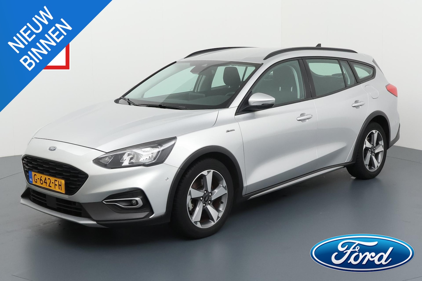 Ford Focus Wagon - 1.5 EcoBoost 150pk Automaat Active Camera Winter Parking Dodehoek pack Wagon NL-Auto - AutoWereld.nl