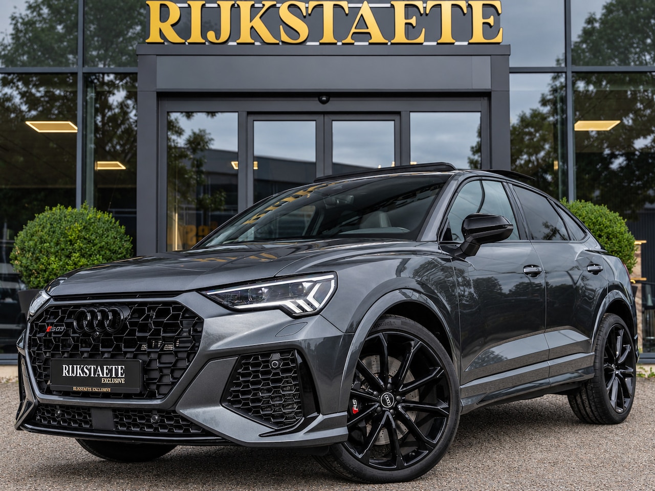 Audi RSQ3 Sportback - 2.5 TFSI Quattro|PANO|SONOS|CAM|ACC|21'' - AutoWereld.nl