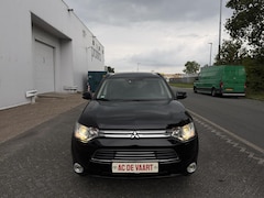 Mitsubishi Outlander - 2.0 PHEV Intense + - NAVI/CAM/LEER/NAP