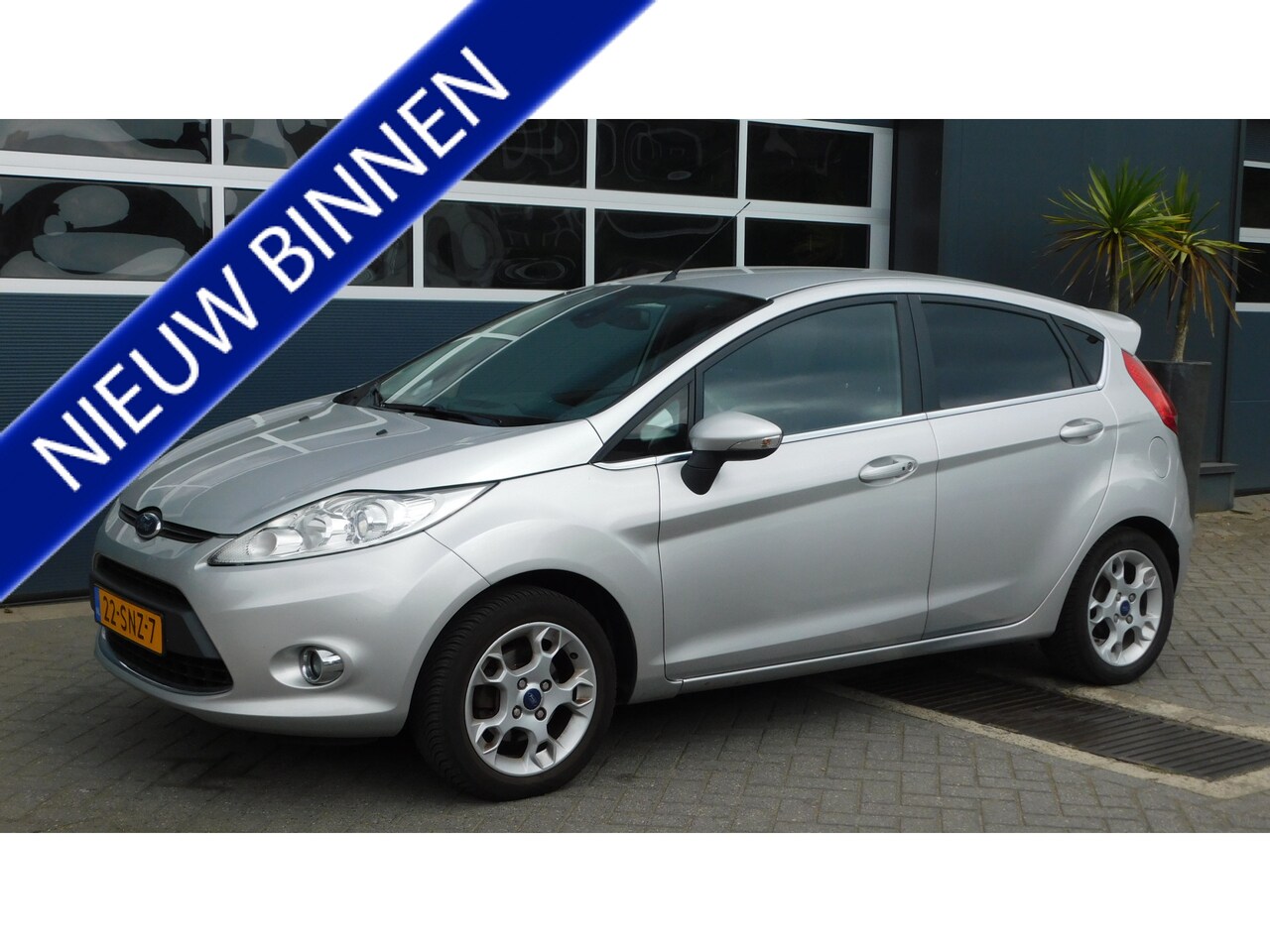 Ford Fiesta - 1.4 Titanium LPG leren bekleding, bijzonder mooie auto! - AutoWereld.nl