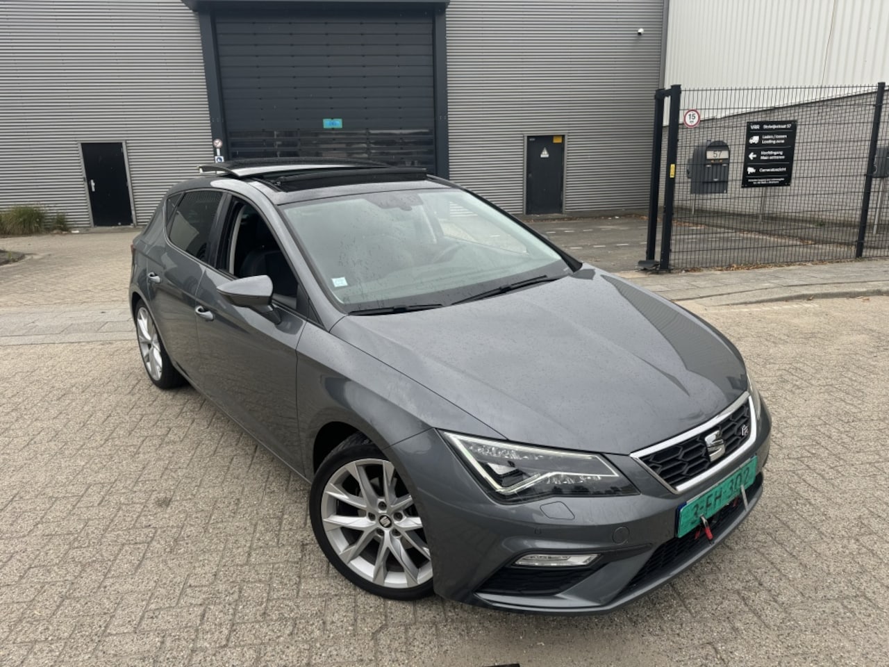SEAT Leon - FR 1.4TSI DSG PANO XENON ACC ALCAN FULL - AutoWereld.nl