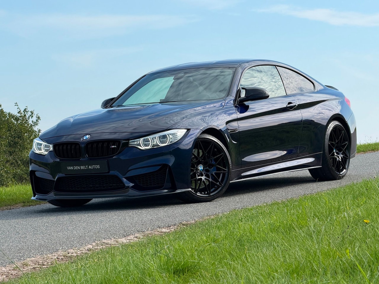 BMW M4 - - Coupé Competition 450PK |Full Carbon |Harman/Kardon |Head-up |Keyless |Memory |Leder |Si - AutoWereld.nl