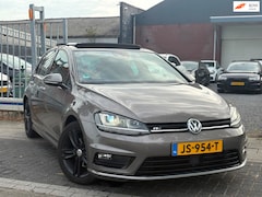 Volkswagen Golf - 1.4 TSI ACT | 3x R-Line | Panoramadak | Xenon | A.Camera | Alcantara | Trekhaak |