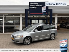 Volvo V50 - 2.4i Edition II / Automaat / NL-Auto / Dealer-Onderhouden / Vol-Leder / 2e-Eigenaar / Elek
