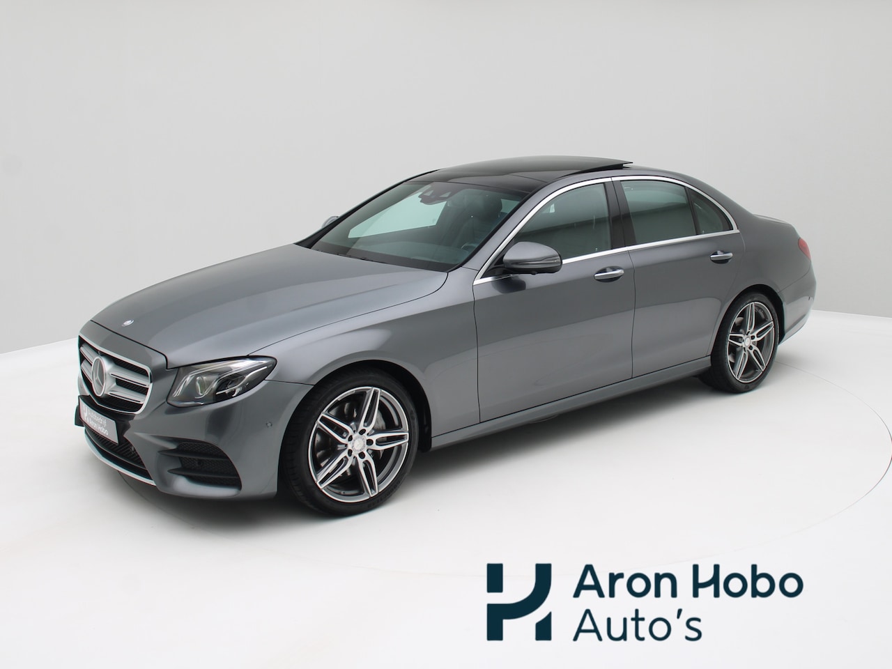 Mercedes-Benz E-klasse - 200 AMG Pano, Distronic, Memory, Trekhaak - AutoWereld.nl