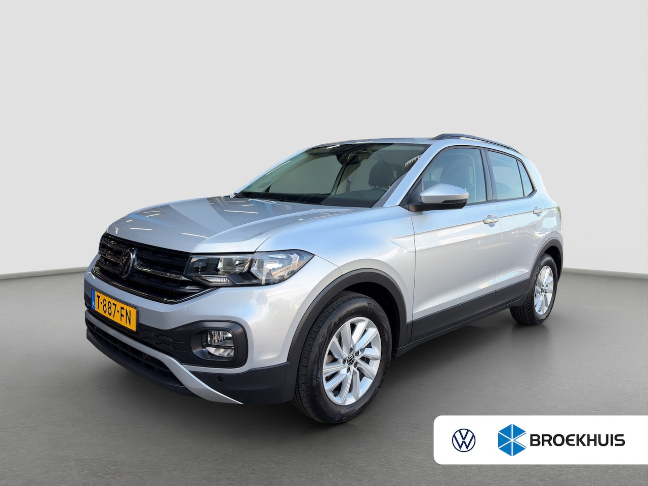 Volkswagen T-Cross - 1.0 TSI Life Automaat | Camera | Adaptive Cruise | Velgen | Carplay | Trekhaak | Stoelverw - AutoWereld.nl