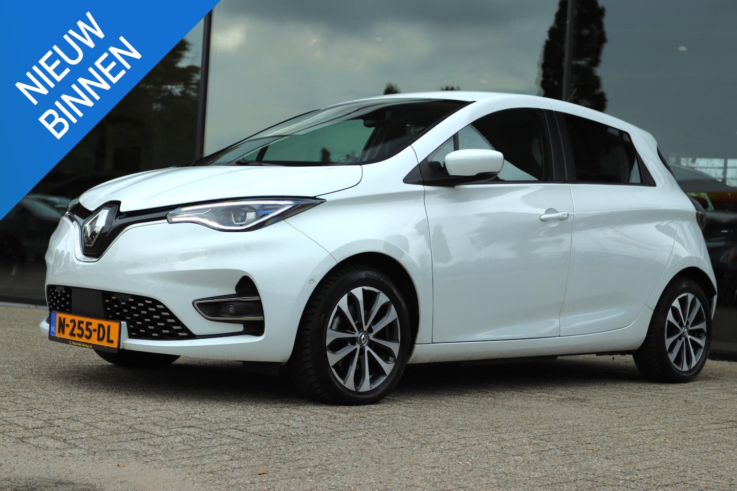 Renault Zoe - R135 INTENS 52 KWH SOH 93.8% | KOOPACCU | CARPLAY | CAMERA | PDC | STOEL. & STUURVERW. - AutoWereld.nl
